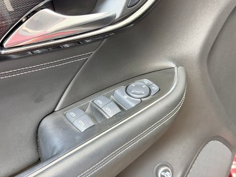 Used 2022 Buick Envision Preferred FWD image 10