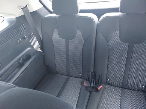 Used 2026 Kia Sorento LX FWD image 23