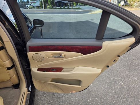 Used 2008 Lexus LS 460 RWD image 20