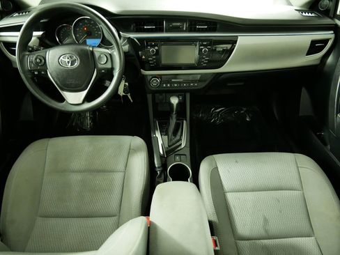 Used 2016 Toyota Corolla LE image 18