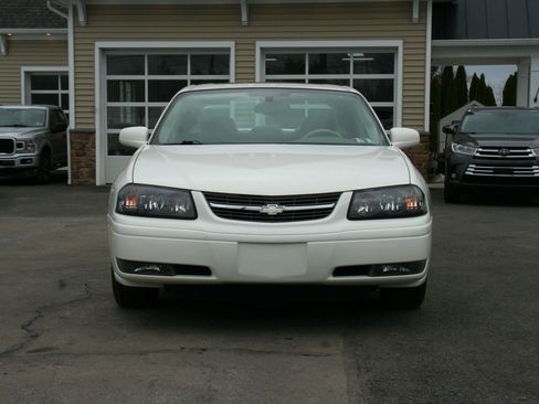 Used 2005 Chevrolet Impala LS w/ Sun And Sound Package image 2