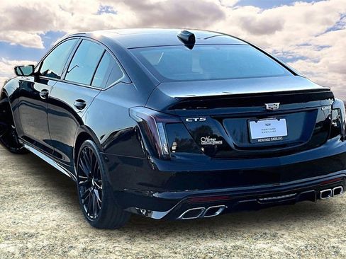 Used 2025 Cadillac CT5 V image 4