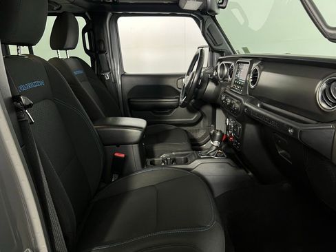 Used 2021 Jeep Wrangler Unlimited Rubicon 4xe w/ Steel Bumper Group image 37