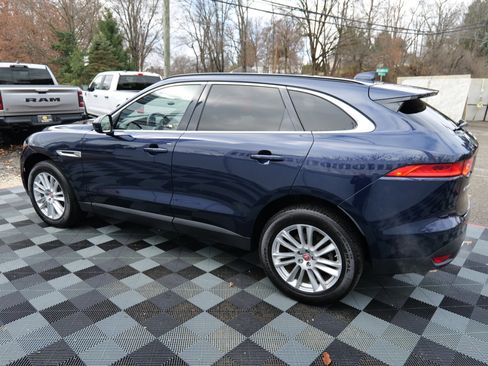 Used 2018 Jaguar F-PACE Prestige image 7
