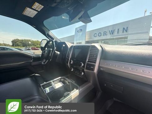 Used 2019 Ford F250 Platinum w/ Platinum Ultimate Package AWD/4WD image 16