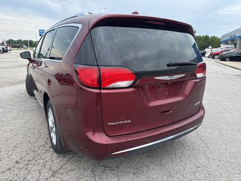Used 2020 Chrysler Pacifica Limited image 7