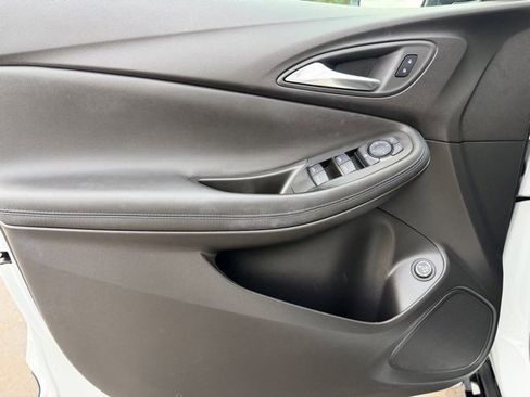 Certified 2025 Buick Encore GX Sport Touring w/ Comfort Package image 18