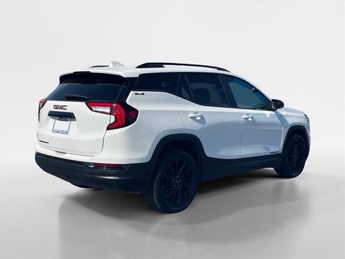 Used 2023 GMC Terrain SLE w/ Elevation Edition FWD image 7
