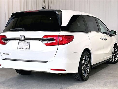 Used 2024 Honda Odyssey EX-L image 13