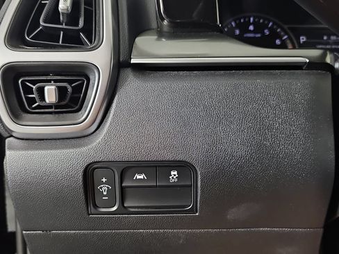 Used 2021 Kia Sorento S w/ Panoramic Sunroof Package FWD image 24