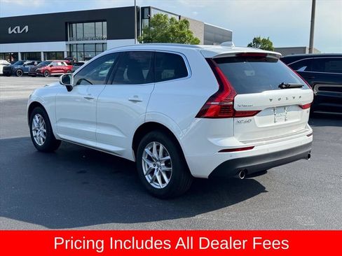 Used 2021 Volvo XC60 T5 Momentum w/ Protection Package Premier FWD image 5