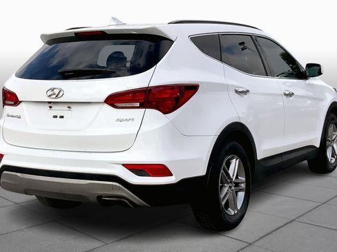Used 2017 Hyundai Santa Fe Sport image 13