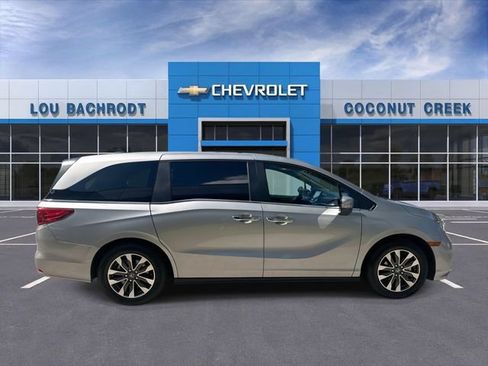 Used 2024 Honda Odyssey EX-L image 9