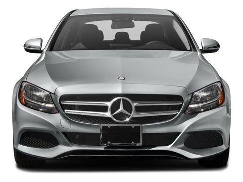 Used 2018 Mercedes-Benz C 300 4MATIC Sedan image 4