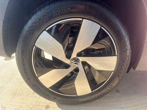 New 2025 Volkswagen Taos S image 20