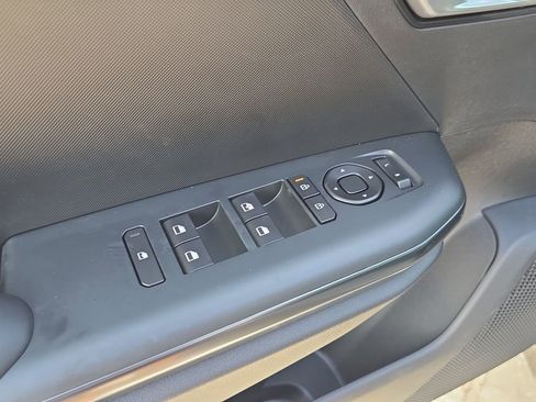 New 2026 Kia K4 FWD image 18