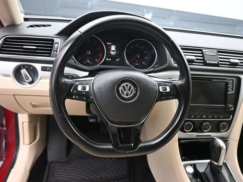 Used 2019 Volkswagen Passat 2.0T Wolfsburg w/ Wheels & Sunroof Package FWD image 15