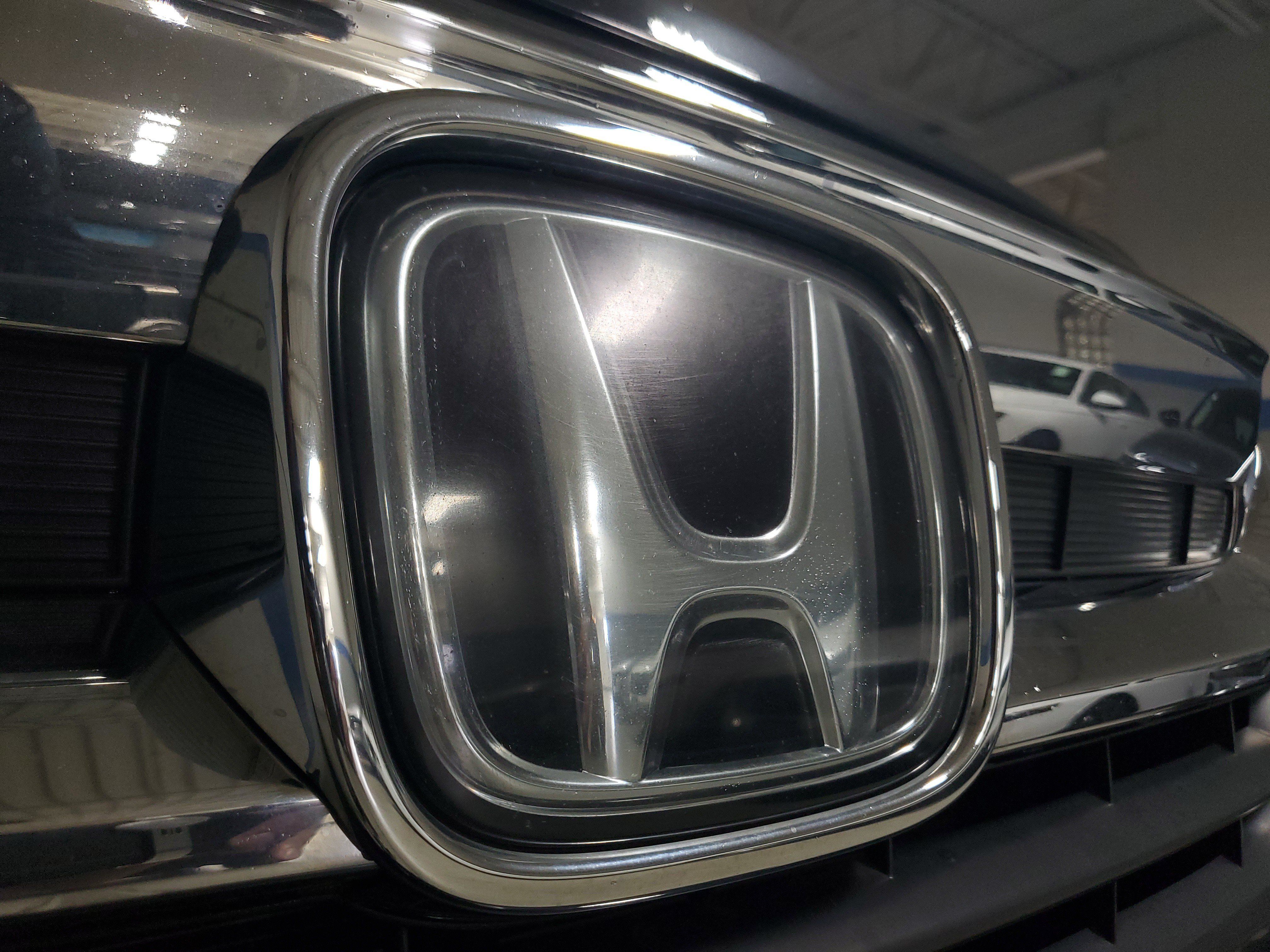Used 2021 Honda Pilot EX image 5