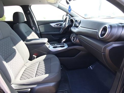 Used 2020 Chevrolet Blazer LT FWD image 8