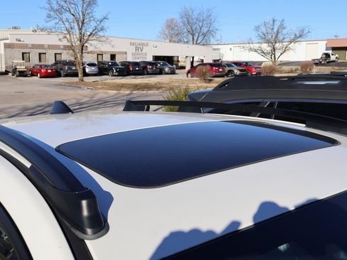 Used 2024 Subaru Crosstrek 2.5i Sport image 9