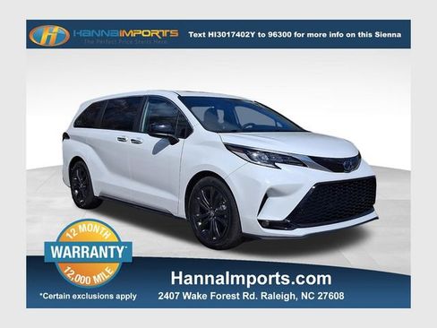 Used 2023 Toyota Sienna XSE image 1