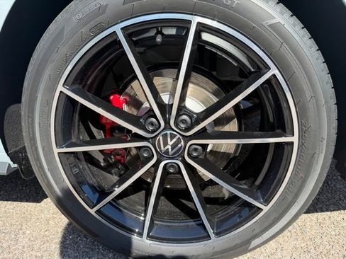 New 2026 Volkswagen Jetta GLI Autobahn FWD image 24