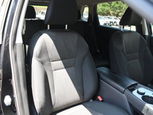 Used 2025 Nissan Rogue SV AWD/4WD image 26