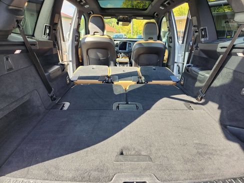 Used 2019 Volvo XC90 T6 Momentum w/ Advanced Package image 8