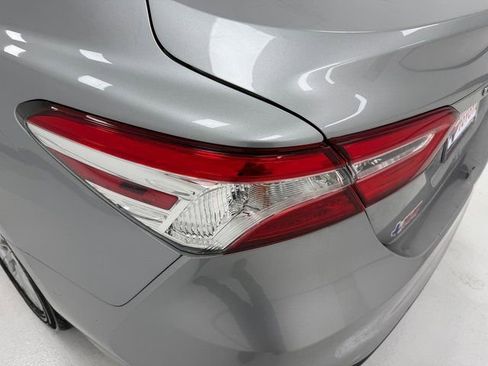 Used 2020 Toyota Camry LE image 36