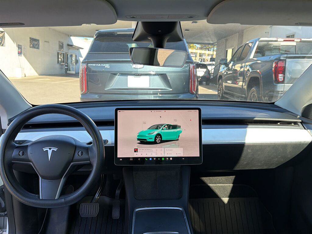 Used 2022 Tesla Model Y Long Range AWD/4WD image 8