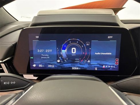 Used 2025 Chevrolet Suburban High Country image 25