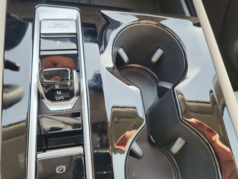 New 2026 Volkswagen Atlas SEL Premium R-Line image 22