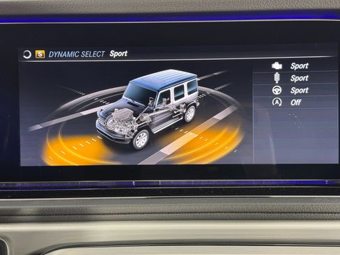 Used 2021 Mercedes-Benz G 550 w/ AMG Line image 31