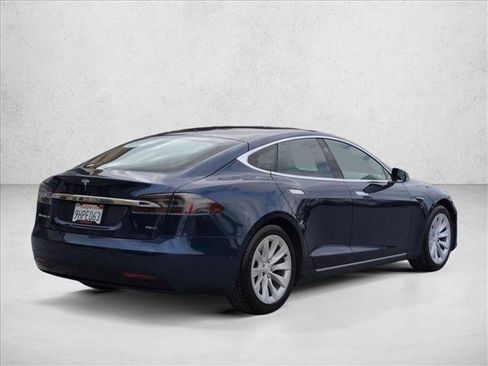 Used 2018 Tesla Model S 75D AWD/4WD image 5