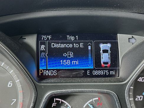 Used 2014 Ford Focus Titanium FWD image 19