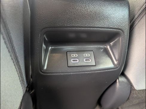 Used 2024 Toyota Corolla SE FWD image 16