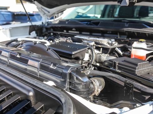 Used 2024 Chevrolet Silverado 2500 LT image 22