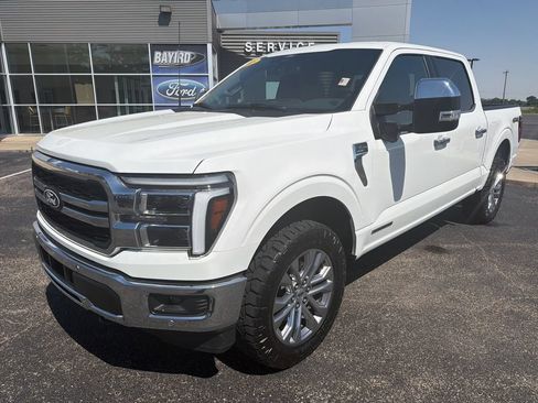 Used 2025 Ford F150 Lariat w/ Equipment Group 501A Mid AWD/4WD image 3