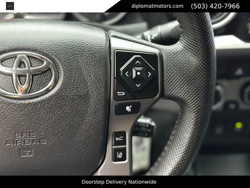 Used 2021 Toyota Tacoma SR5 w/ Trail Edition image 33