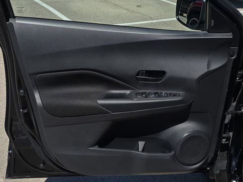 Used 2025 Nissan Kicks Play S image 25