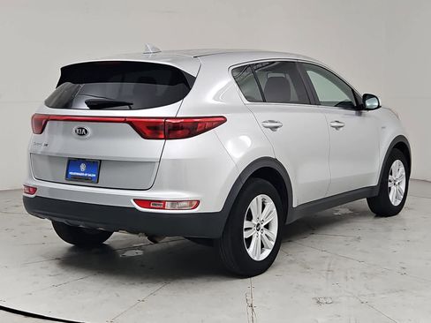 Used 2017 Kia Sportage LX AWD/4WD image 6