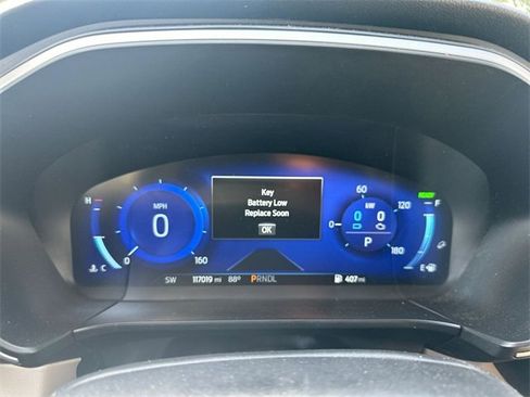 Used 2020 Ford Escape Titanium image 14