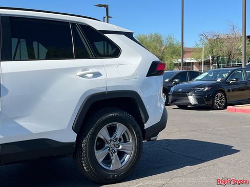 Certified 2025 Toyota RAV4 XLE AWD/4WD image 11