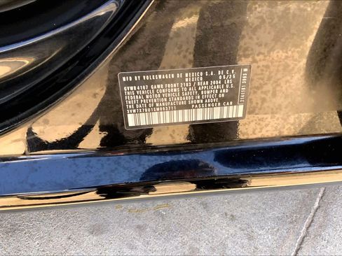 Used 2025 Volkswagen Jetta SE image 34