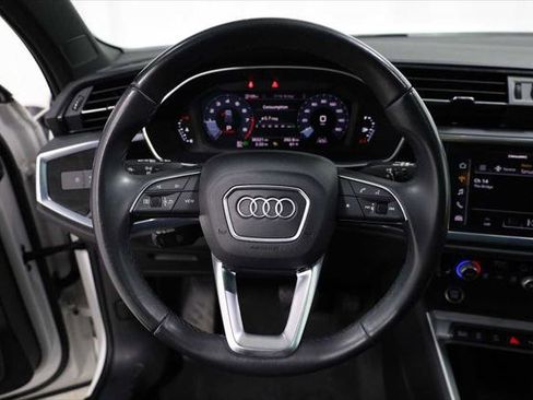Used 2023 Audi Q3 2.0T Premium w/ Convenience Package AWD/4WD image 22