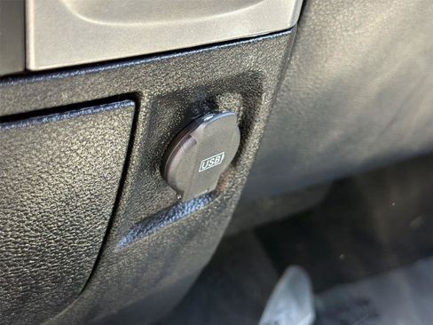 Used 2024 RAM 1500 Warlock AWD/4WD image 37