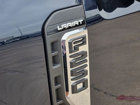 Used 2024 Ford F250 Lariat AWD/4WD image 9