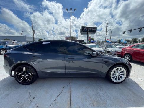 Used 2023 Tesla Model 3 Standard Range RWD image 7