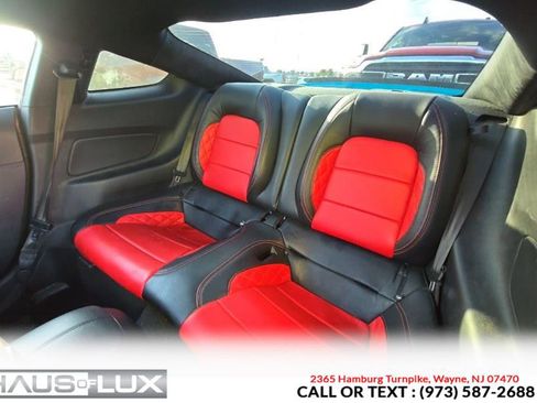 Used 2021 Ford Mustang GT w/ GT Performance Package RWD image 5