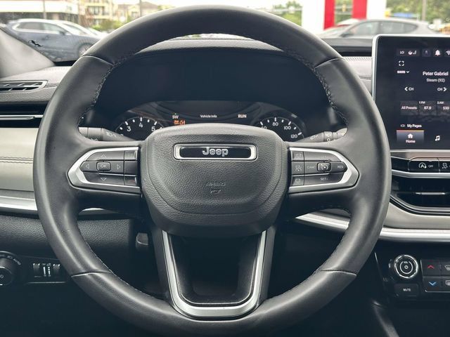 Used 2025 Jeep Compass Limited AWD/4WD image 23